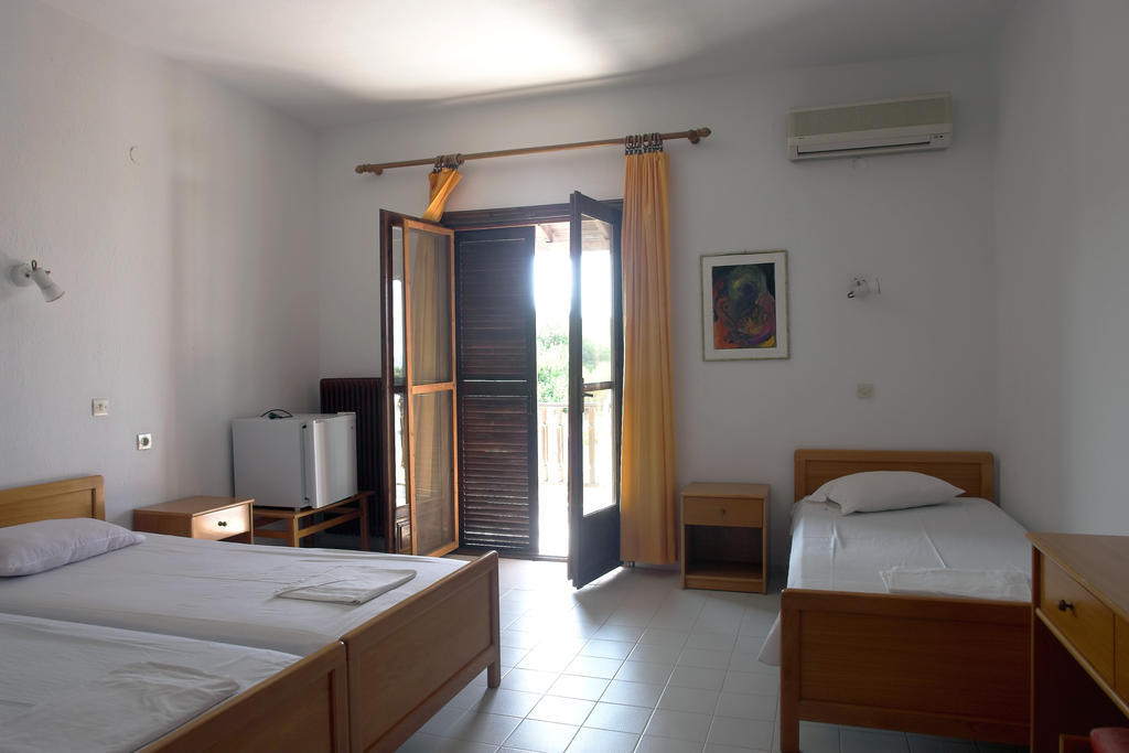 Art Hotel Panorama Pyrgadikia Zimmer foto